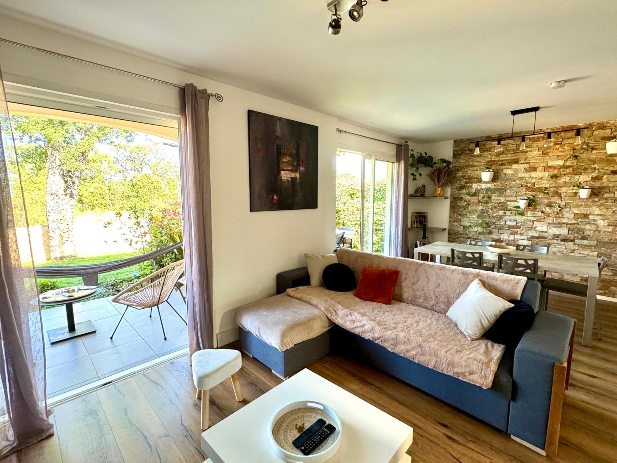 Jolie Maison Borgo Trois Chambres Trois Salles De Bain מראה חיצוני תמונה