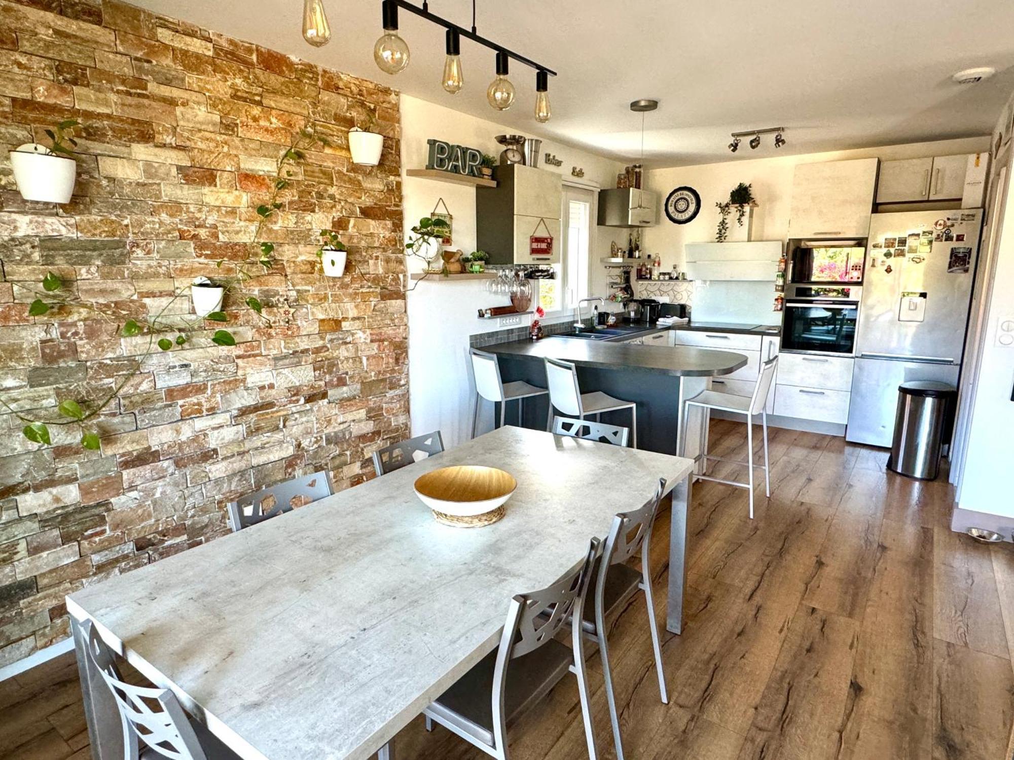 Jolie Maison Borgo Trois Chambres Trois Salles De Bain מראה חיצוני תמונה